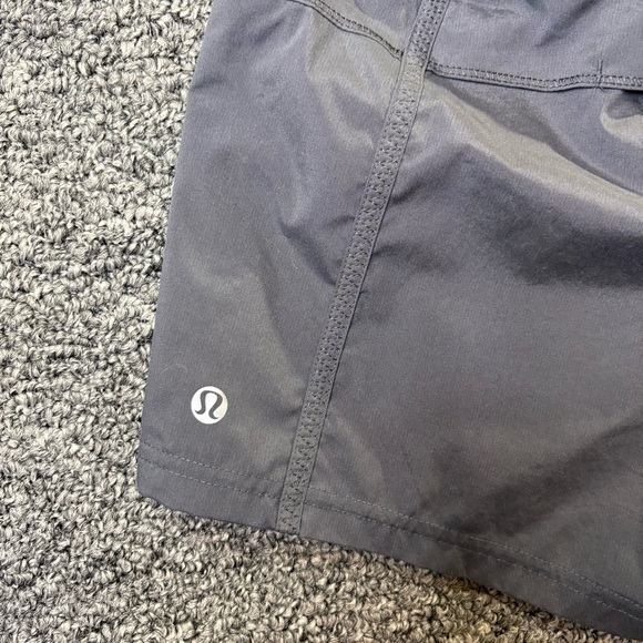 Lululemon Women’s Running Shorts Gray Size 6 Zipper Pocket - Picture 4 of 9